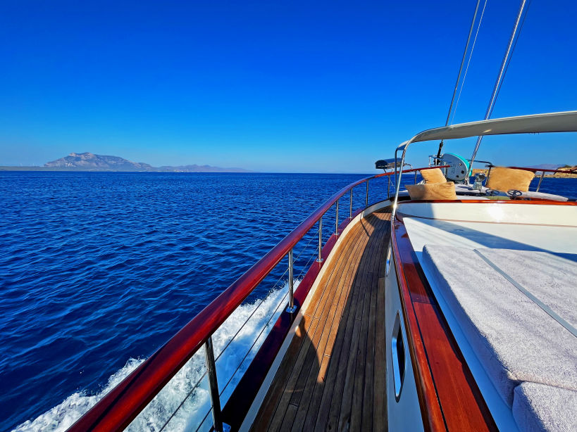 Everday Holiday Yachting