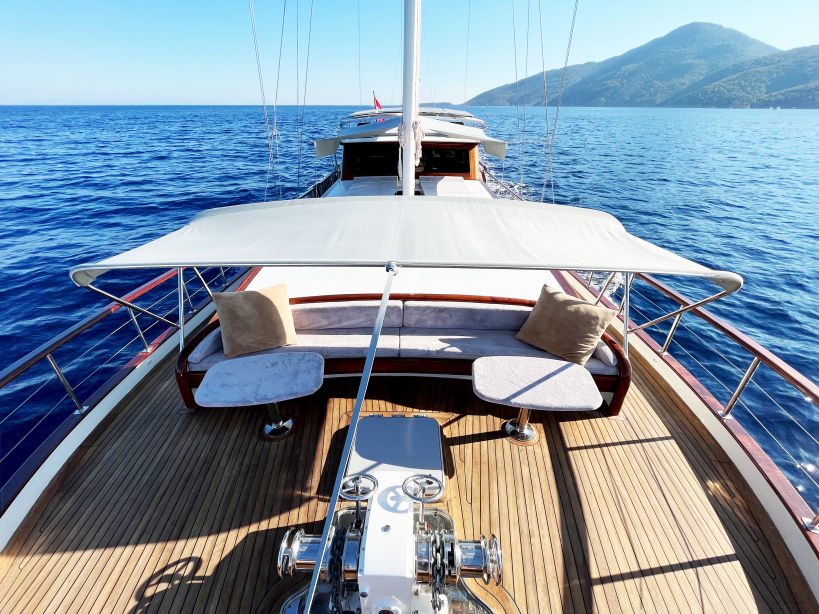 Everday Holiday Yachting